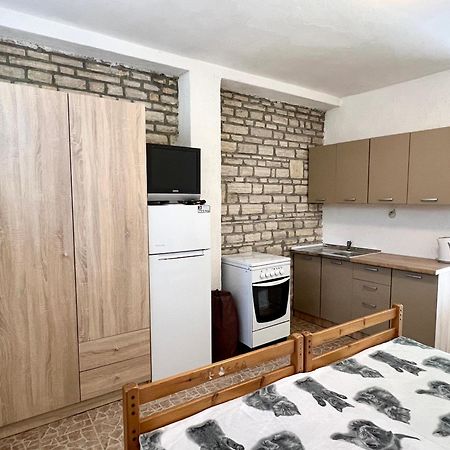 Donji Karin Apartmani Lidija Karin Donji מראה חיצוני תמונה