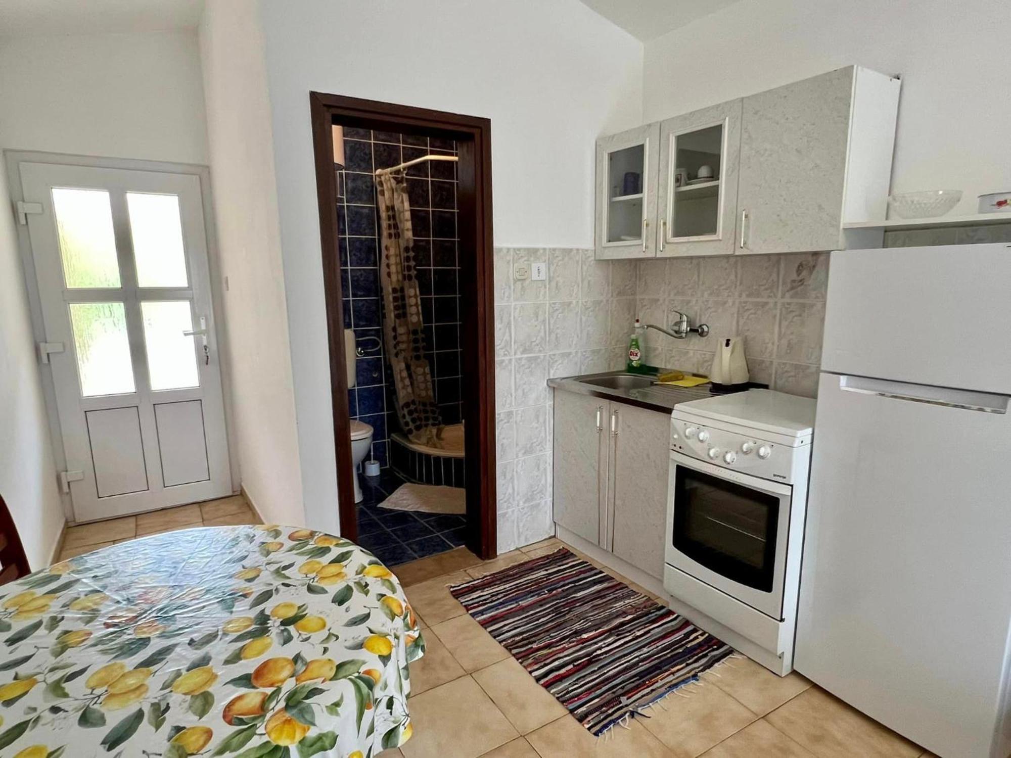 Donji Karin Apartmani Lidija Karin Donji מראה חיצוני תמונה