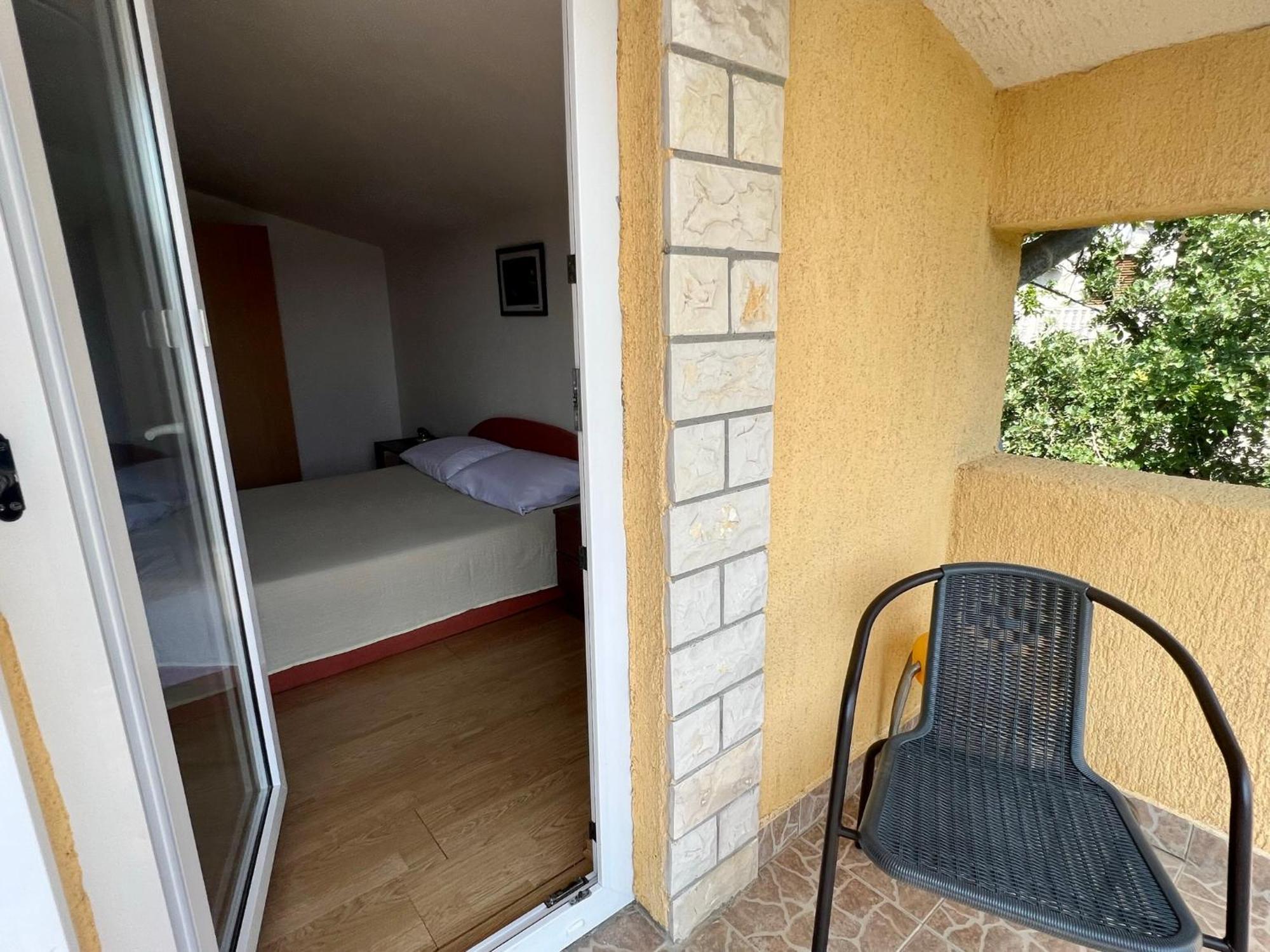 Donji Karin Apartmani Lidija Karin Donji מראה חיצוני תמונה
